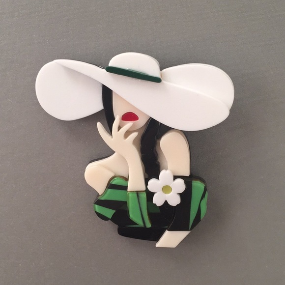 ๐50% OFF/3+...Young Lady in Summer Outfit Brooch (Green/White) - Picture 3 of 13